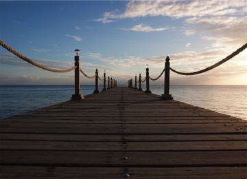 dock_on_the_ocean_resized_3