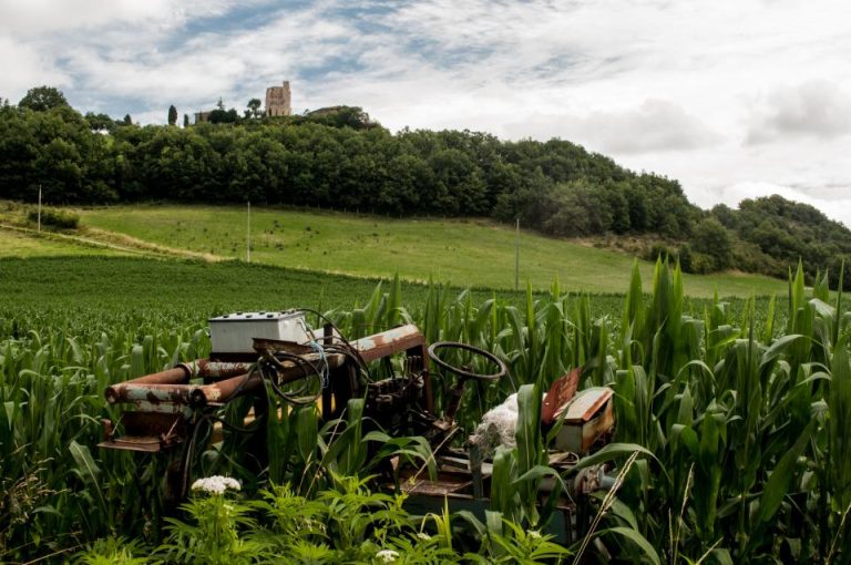 broken_tractor