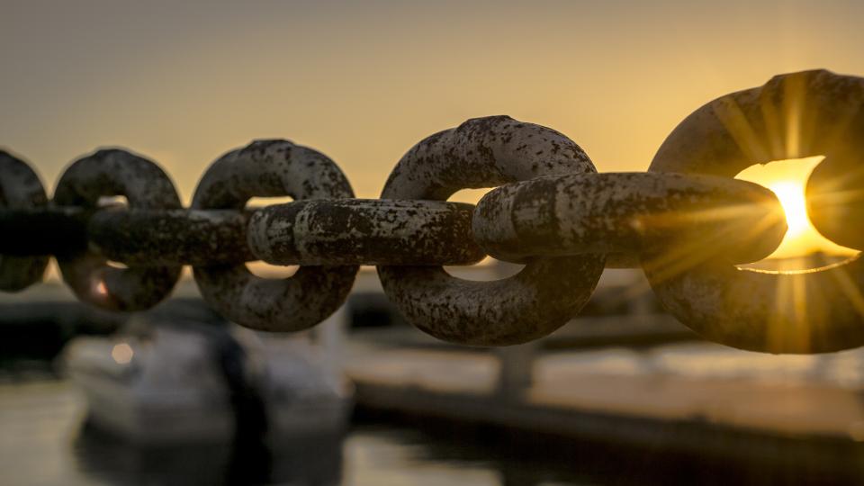 chains