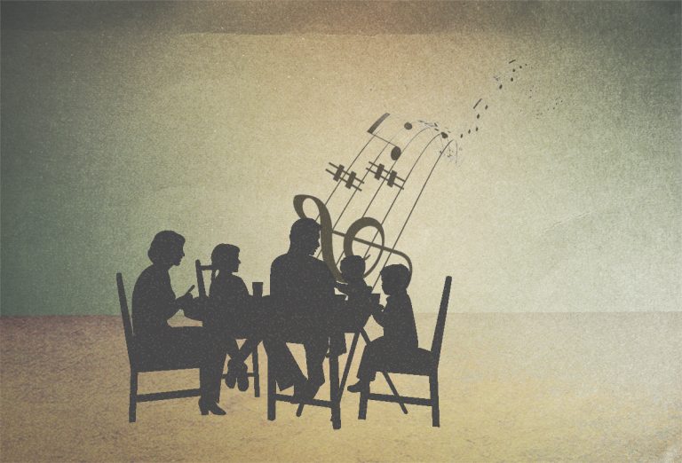 21351-family-singing