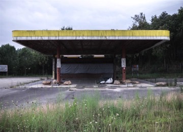 abandoned_gas_station_resized