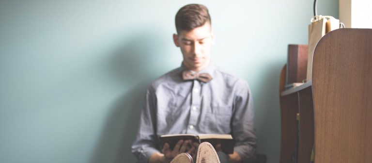 read_collegestudent_970_425