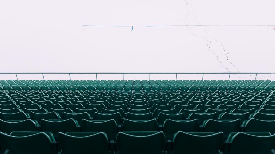 chairs-stadium_4n4opr89tm