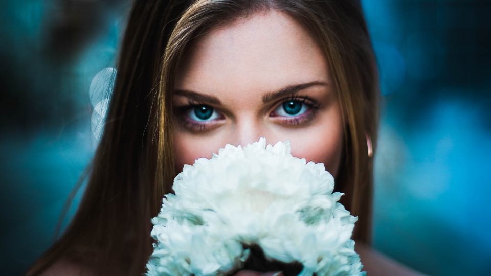 beautiful-woman_l6yvq85cky