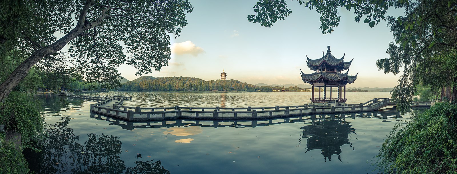 1600px-hangzhou_15730606661